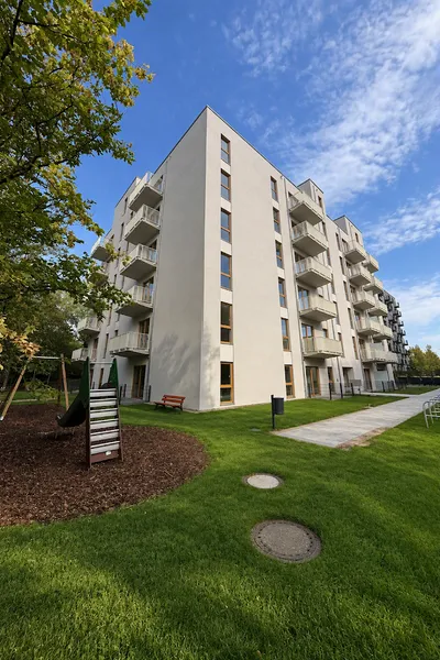 WBS 220 erforderlich! Helle 2-Zimmer-Wohnung im Dröpkeweg in Buckow — photo 1